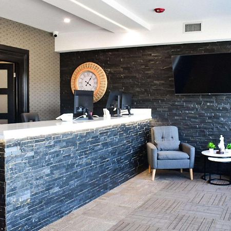 Big Bird Inn Wawa, Surestay Collection By Best Western エクステリア 写真