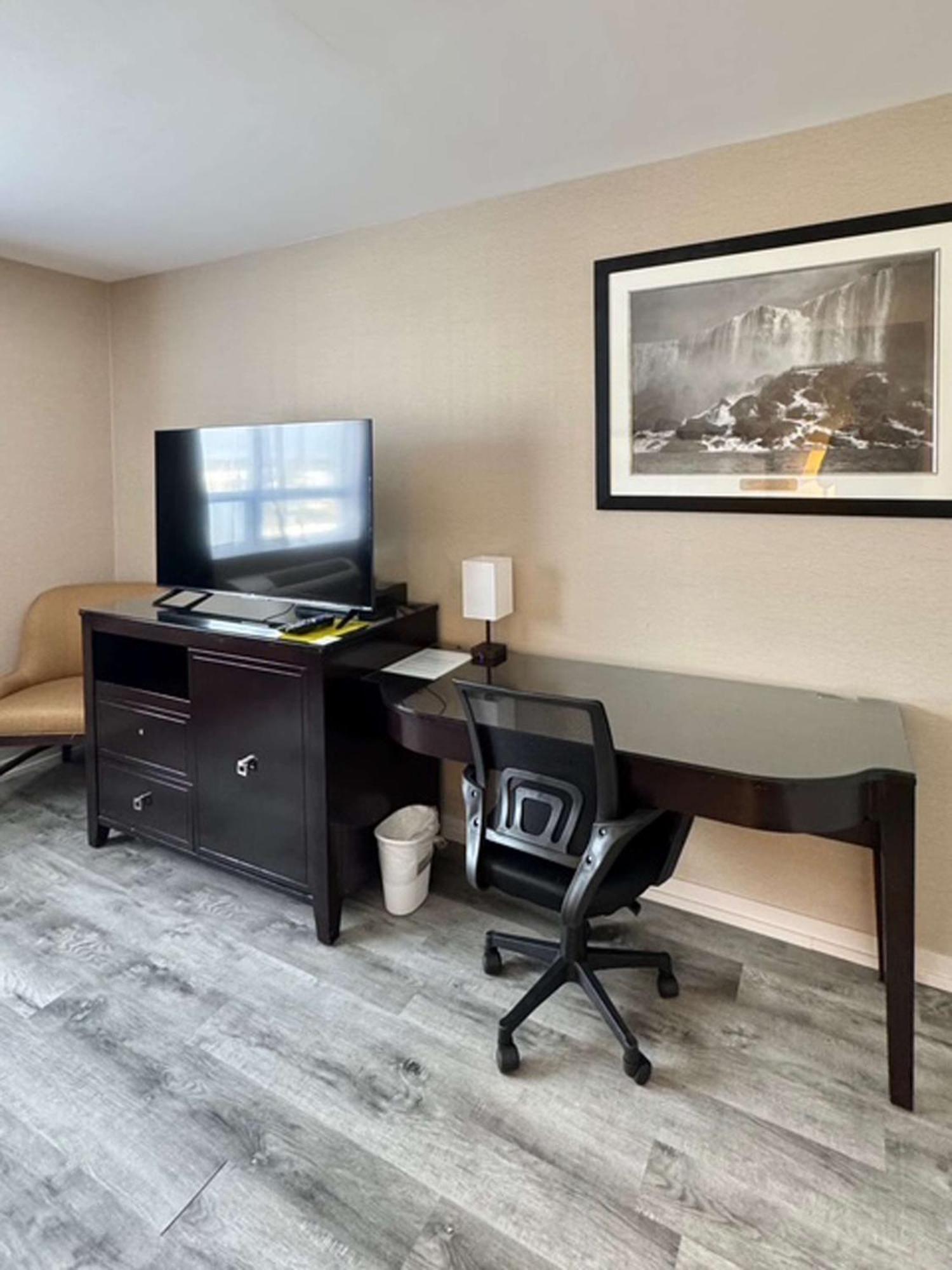 Big Bird Inn Wawa, Surestay Collection By Best Western エクステリア 写真