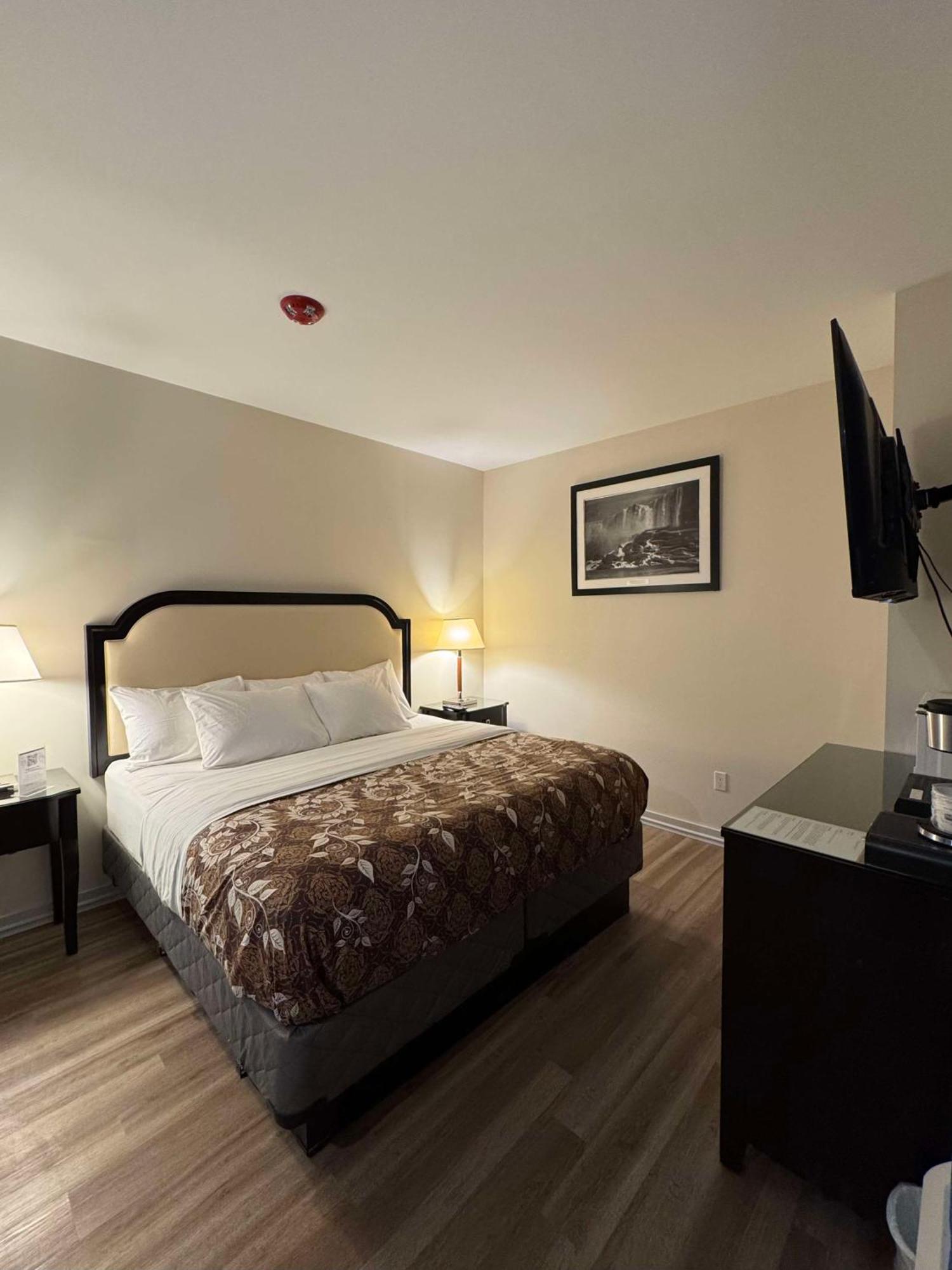 Big Bird Inn Wawa, Surestay Collection By Best Western エクステリア 写真